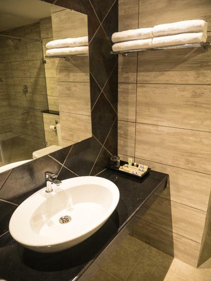 Hotel Mary Land Velankanni ナーガパッティナム エクステリア 写真